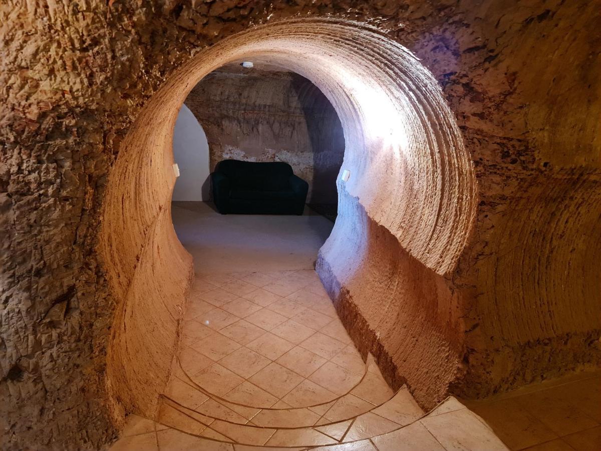 Underwood Court Fresh Dugout- Hosted By Coober Pedy Accommodations Exterior foto
