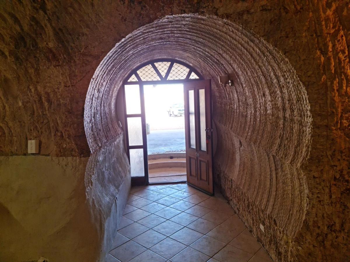 Underwood Court Fresh Dugout- Hosted By Coober Pedy Accommodations Exterior foto