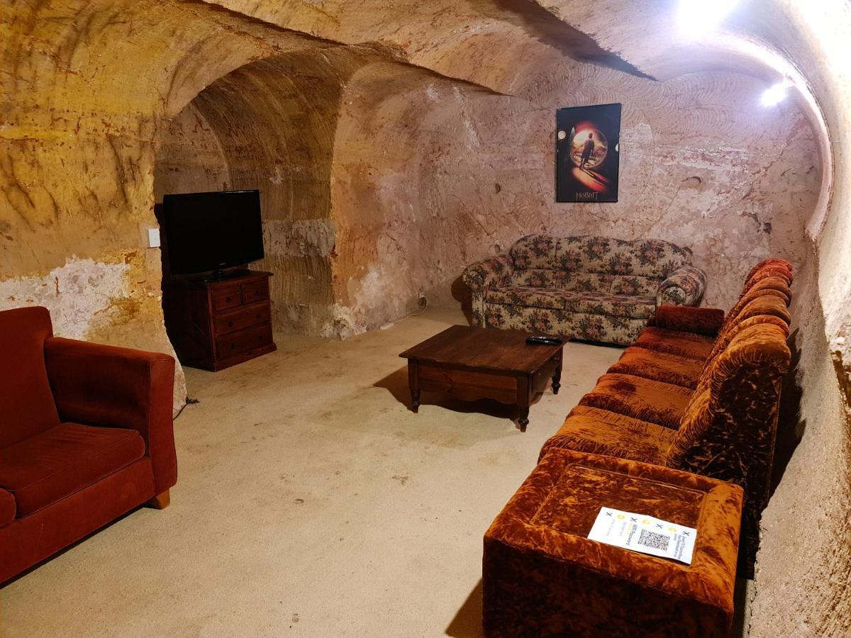 Underwood Court Fresh Dugout- Hosted By Coober Pedy Accommodations Exterior foto
